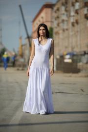 Белое платье ярусами от Лада Калинина